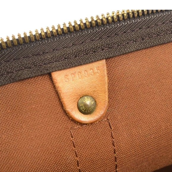 Louis Vuitton Keepall 50 w/ COA - Picture 9 of 16